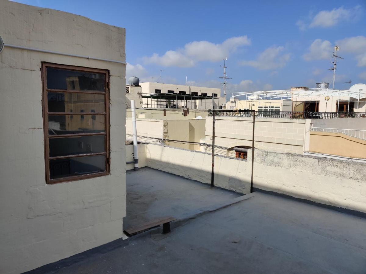 Rons Town House Appartement Tarxien Buitenkant foto