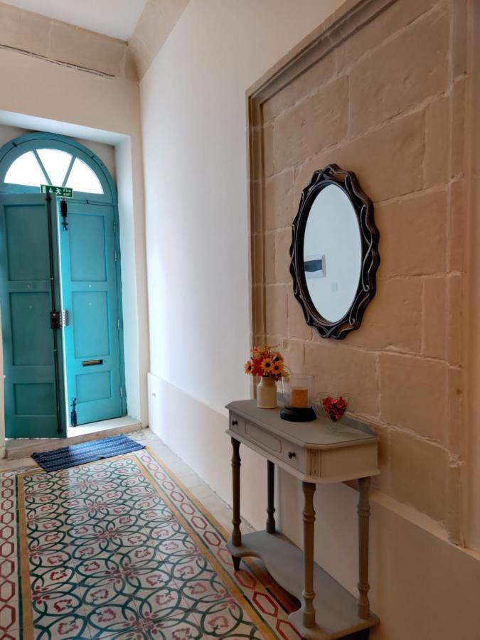 Rons Town House Appartement Tarxien Buitenkant foto