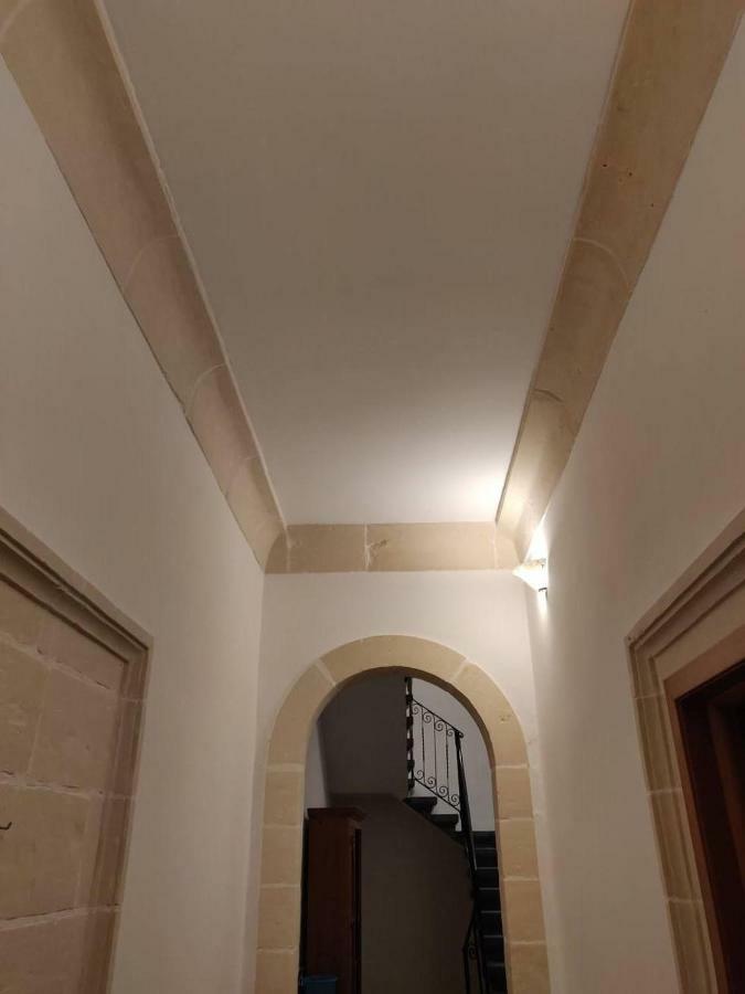 Rons Town House Appartement Tarxien Buitenkant foto