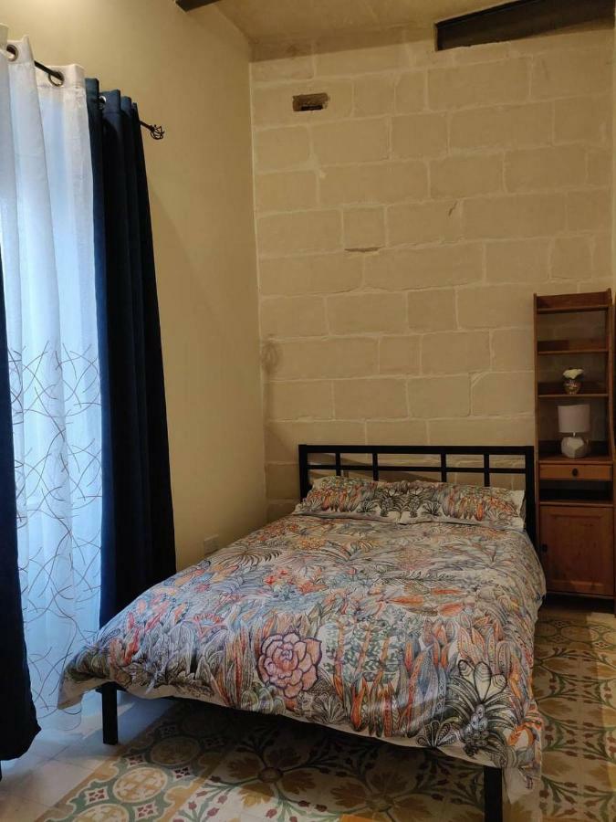 Rons Town House Appartement Tarxien Buitenkant foto